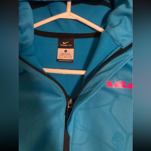 Nike Lebron James DNA Elite Full Zip Jacket Blue Pink Therma-Fit - Picture 6 of 7